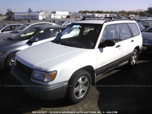 JF1SF6553WH701906 - 1998 SUBARU FORESTER S WHITE photo 2