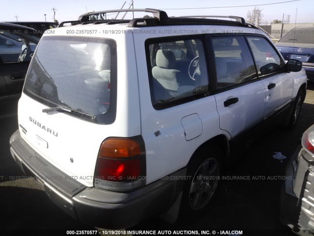 JF1SF6553WH701906 - 1998 SUBARU FORESTER S WHITE photo 4