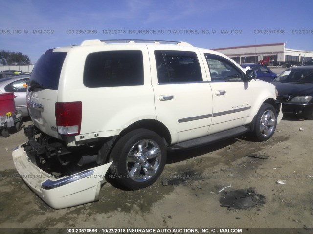 1A8HX582X7F506839 - 2007 CHRYSLER ASPEN LIMITED WHITE photo 4