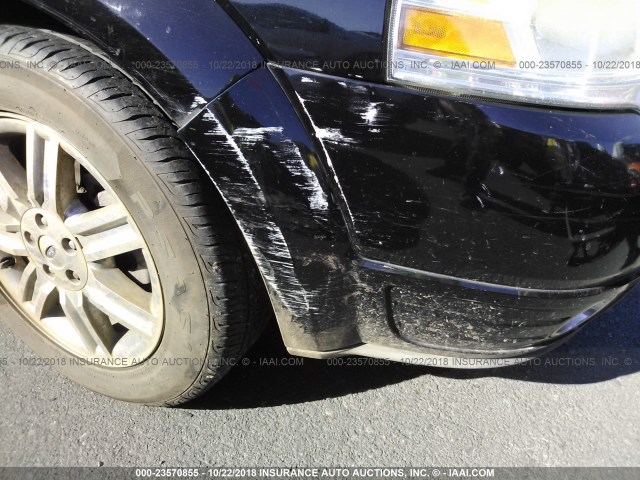 1FMDK06W38GA33239 - 2008 FORD TAURUS X LIMITED BLACK photo 6