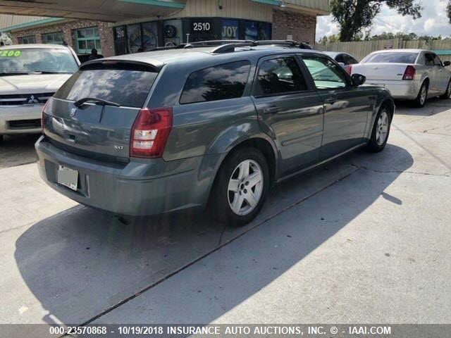 2D4FV48V55H183517 - 2005 DODGE MAGNUM GRAY photo 4