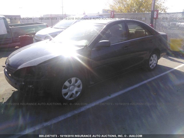 4T1BE32K84U324138 - 2004 TOYOTA CAMRY LE/XLE/SE BLUE photo 2