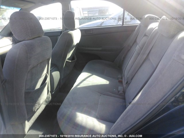 4T1BE32K84U324138 - 2004 TOYOTA CAMRY LE/XLE/SE BLUE photo 8