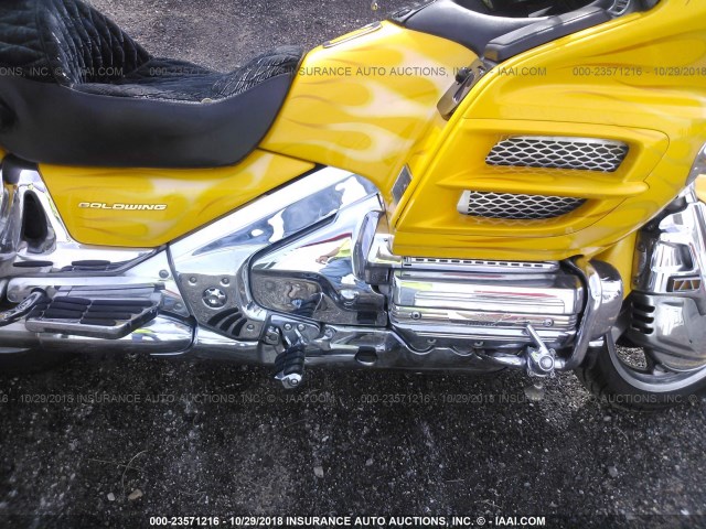 1HFSC47001A002166 - 2001 HONDA GL1800 YELLOW photo 8