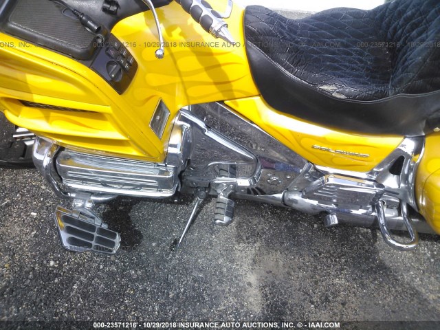 1HFSC47001A002166 - 2001 HONDA GL1800 YELLOW photo 9