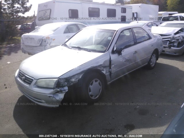 4T1BG22K4YU656149 - 2000 TOYOTA CAMRY CE/LE/XLE 灰色 照片 2