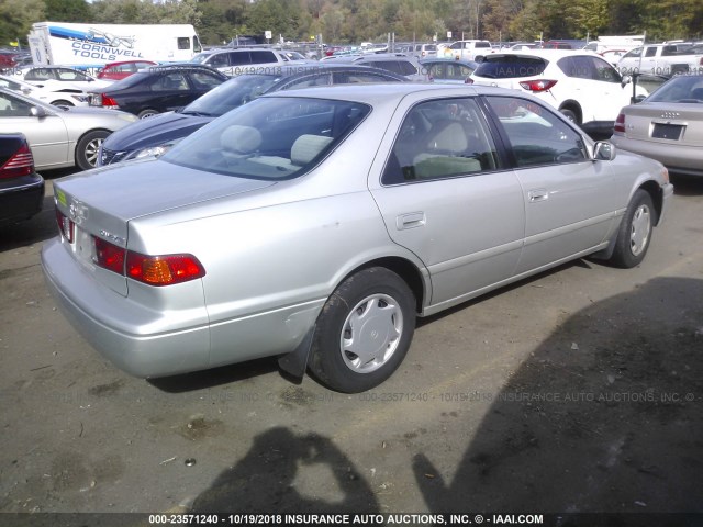 4T1BG22K4YU656149 - 2000 TOYOTA CAMRY CE/LE/XLE GRAY photo 4