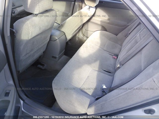 4T1BE32K92U632061 - 2002 TOYOTA CAMRY LE/XLE/SE SILVER photo 8