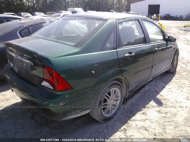 1FAHP383XYW249502 - 2000 FORD FOCUS ZTS GREEN photo 4