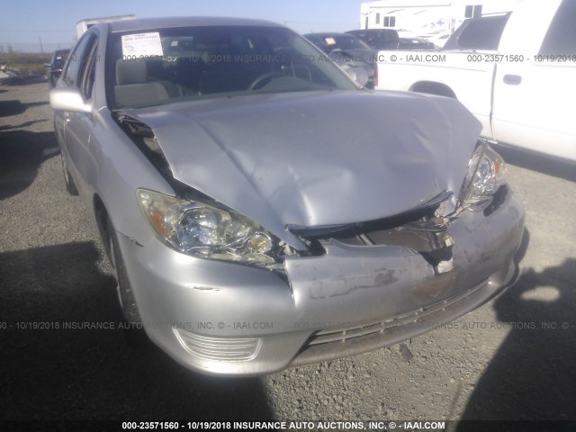 4T1BE32KX6U731378 - 2006 TOYOTA CAMRY LE/XLE/SE Gümüş foto 6