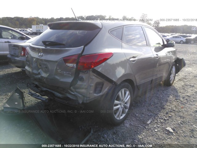 KM8JU3AC2DU686541 - 2013 HYUNDAI TUCSON GLS/LIMITED GRAY photo 4