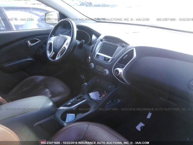 KM8JU3AC2DU686541 - 2013 HYUNDAI TUCSON GLS/LIMITED GRAY photo 5