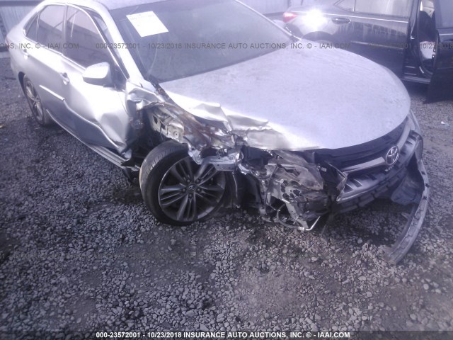 4T1BF1FK4FU941146 - 2015 TOYOTA CAMRY LE/XLE/SE/XSE SILVER photo 6