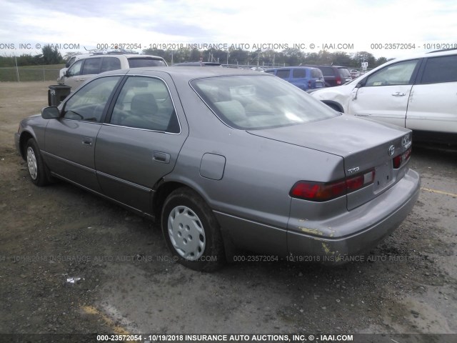 4T1BG22K1VU079964 - 1997 TOYOTA CAMRY CE/LE/XLE 灰色 照片 3