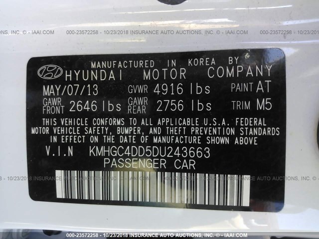 KMHGC4DD5DU243663 - 2013 HYUNDAI GENESIS 3.8L WHITE photo 9