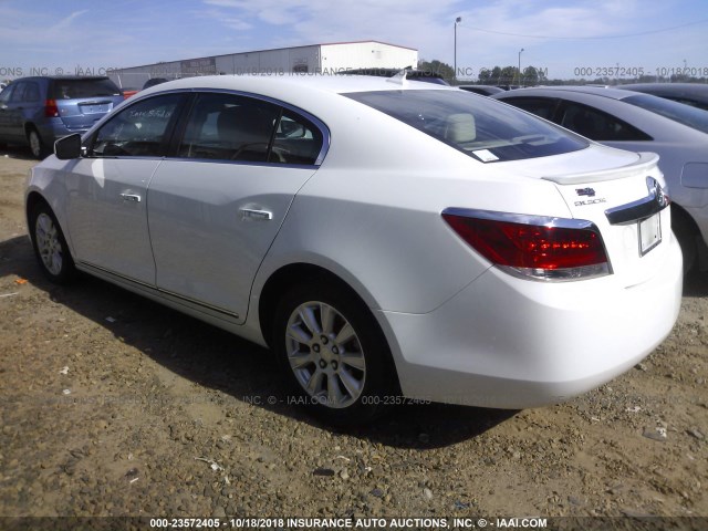 1G4GA5ER0CF327995 - 2012 BUICK LACROSSE WHITE photo 3