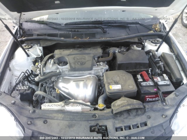 4T4BF1FK2FR513033 - 2015 TOYOTA CAMRY LE/XLE/SE/XSE 白色 照片 10