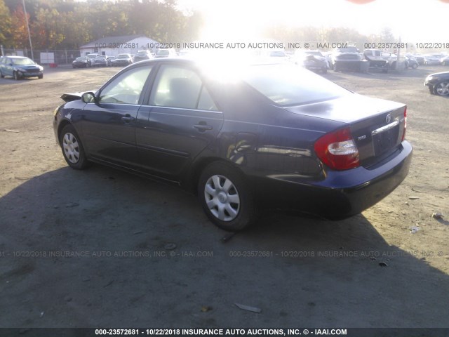 4T1BE32K62U513917 - 2002 TOYOTA CAMRY LE/XLE/SE 蓝色 照片 3