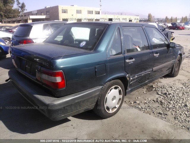 YV1LS554XV2376176 - 1997 VOLVO 850 GREEN photo 4