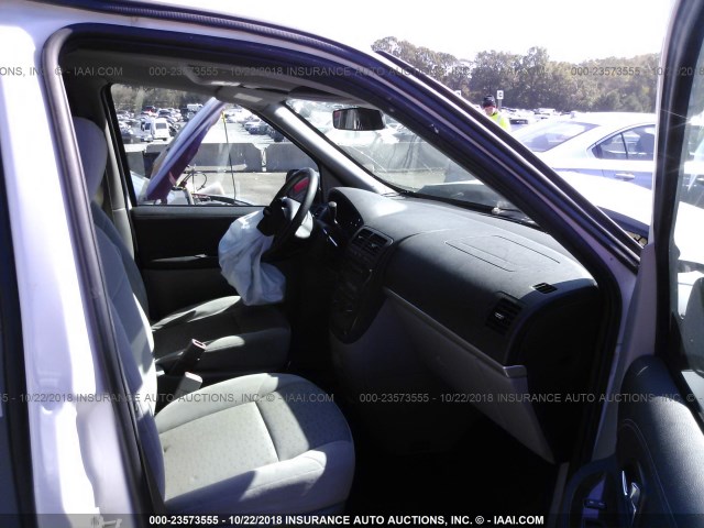 1GBDV13W68D210913 - 2008 CHEVROLET UPLANDER INCOMPLETE WHITE photo 5