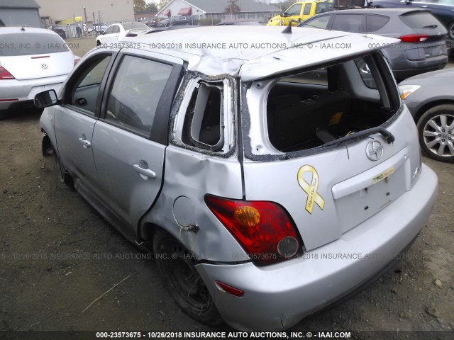 JTKKT624X50085660 - 2005 TOYOTA SCION XA SILVER photo 3