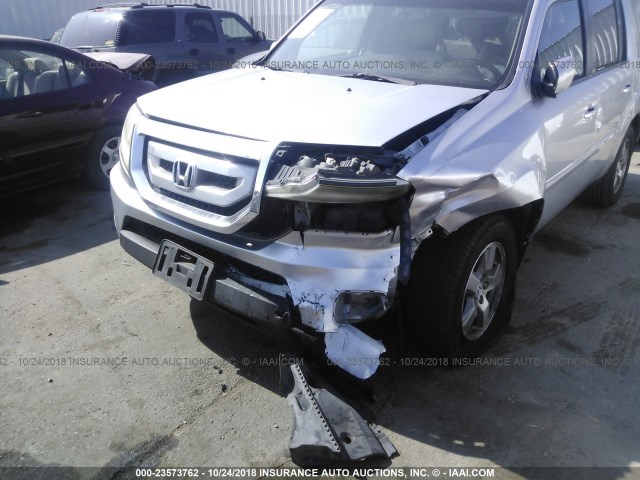 5FNYF3H73BB051114 - 2011 HONDA PILOT EXLN SILVER photo 6