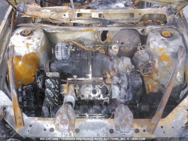 2G2WR524241301834 - 2004 PONTIAC GRAND PRIX GTP ვერცხლისფერი ფოტო 10