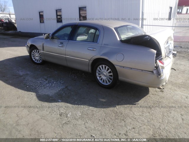 1LNHM81W44Y634794 - 2004 LINCOLN TOWN CAR EXECUTIVE/SIGNATURE Kahverengi fotoğraf 3