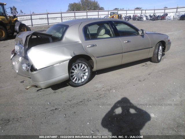 1LNHM81W44Y634794 - 2004 LINCOLN TOWN CAR EXECUTIVE/SIGNATURE TAN photo 4