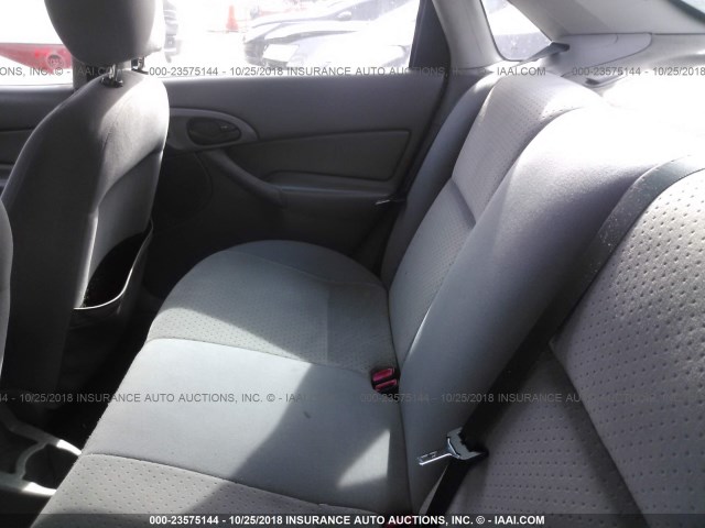 1FAFP38Z34W112102 - 2004 FORD FOCUS ZTS GRAY photo 8