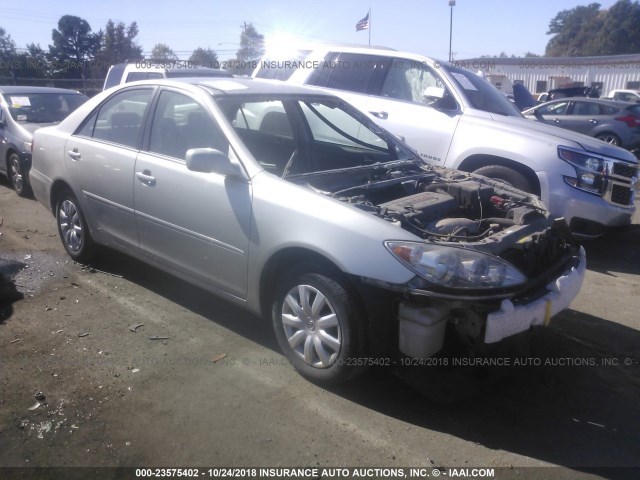 4T1BE32K65U415930 - 2005 TOYOTA CAMRY LE/XLE/SE SILVER photo 1