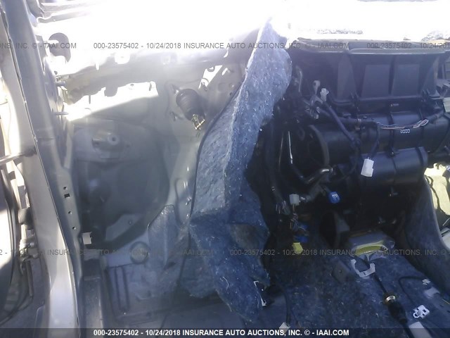 4T1BE32K65U415930 - 2005 TOYOTA CAMRY LE/XLE/SE SILVER photo 7