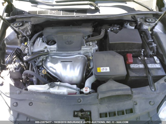 4T1BF1FK5HU335213 - 2017 TOYOTA CAMRY LE/XLE/SE/XSE 灰色 照片 10
