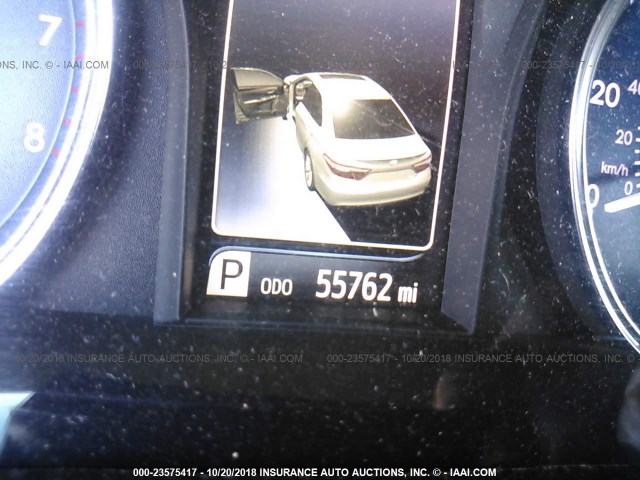 4T1BF1FK5HU335213 - 2017 TOYOTA CAMRY LE/XLE/SE/XSE 灰色 照片 7