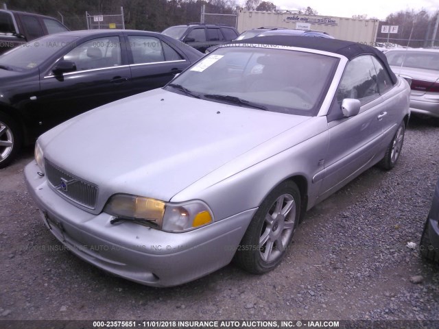 YV1NC56D11J019554 - 2001 VOLVO C70 TURBO SILVER photo 2