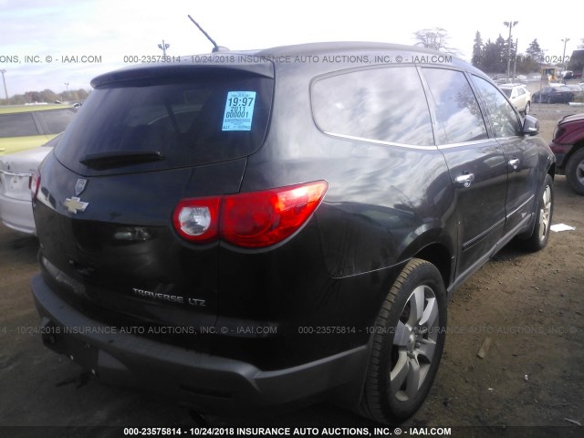 1GNKVLED9BJ302432 - 2011 CHEVROLET TRAVERSE LTZ BLACK photo 4