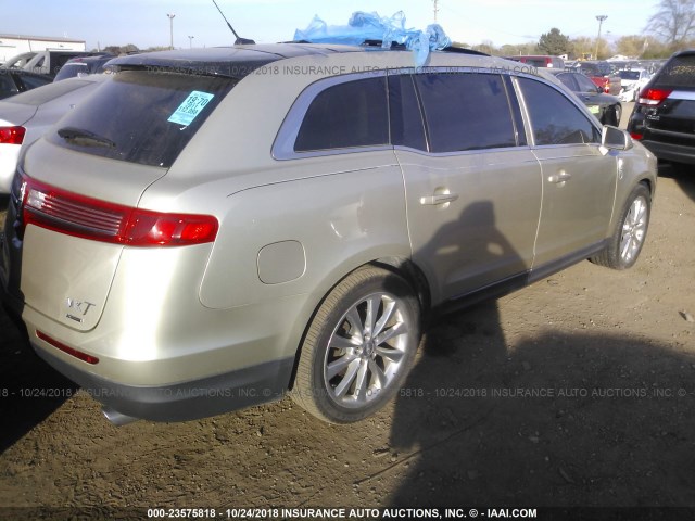 2LMHJ5AT3BBJ51745 - 2011 LINCOLN MKT TAN photo 4