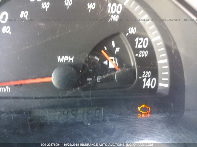 4T1BF30KX2U516979 - 2002 TOYOTA CAMRY LE/XLE/SE Gümüş foto 7