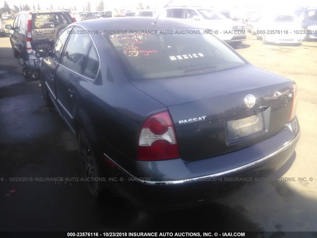 WVWRH63B83P458994 - 2003 VOLKSWAGEN PASSAT GLX BLUE photo 3