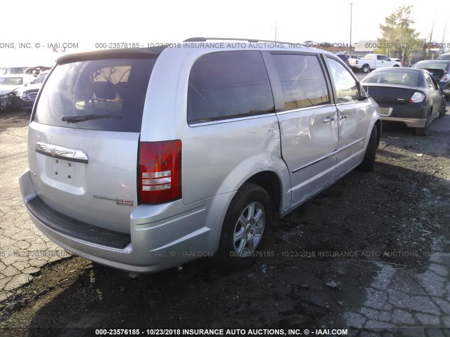 2A4RR5D18AR492033 - 2010 CHRYSLER TOWN & COUNTRY TOURING SILVER photo 4