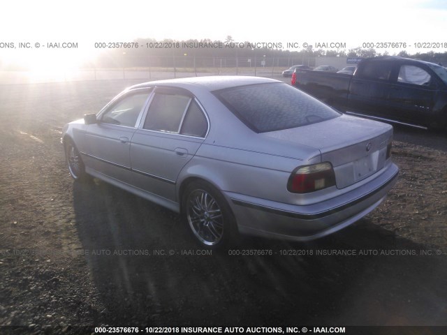 WBADM6343YGU15675 - 2000 BMW 528 I AUTOMATIC SILVER photo 3