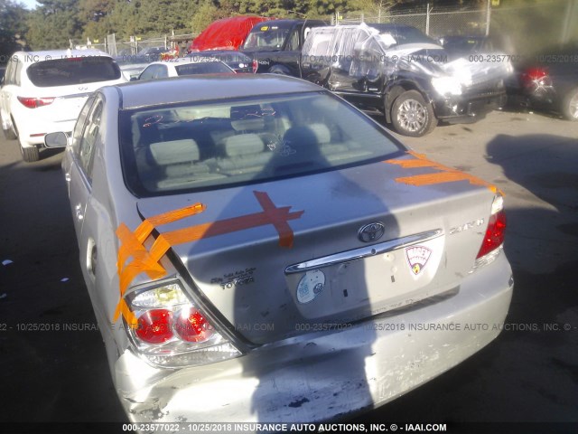 4T1BE32K55U085889 - 2005 TOYOTA CAMRY LE/XLE/SE 银色 照片 6