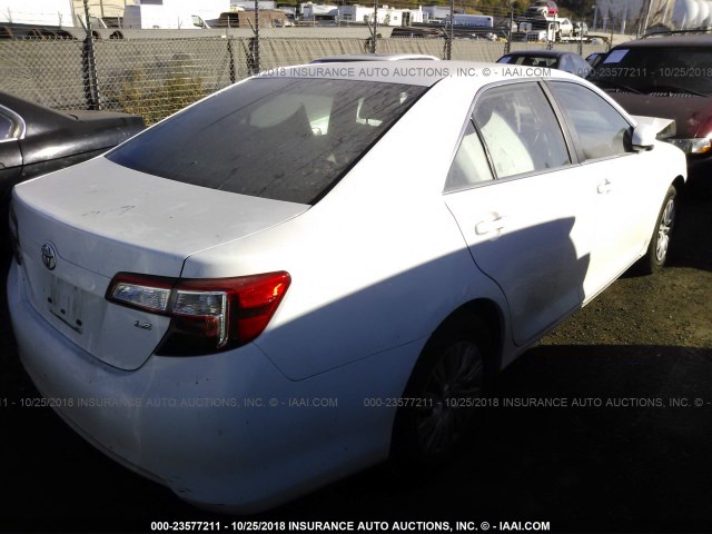 4T1BF1FK6EU335085 - 2014 TOYOTA CAMRY L/SE/LE/XLE თეთრი ფოტო 4