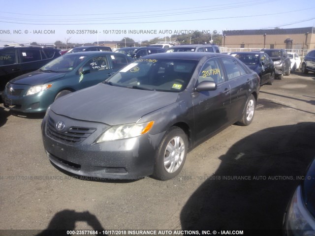 4T1BE46K38U779811 - 2008 TOYOTA CAMRY CE/LE/XLE/SE GRAY photo 2