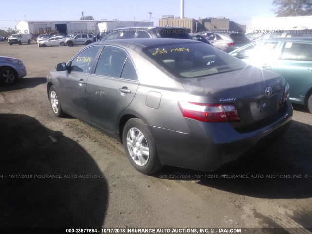 4T1BE46K38U779811 - 2008 TOYOTA CAMRY CE/LE/XLE/SE GRAY photo 3