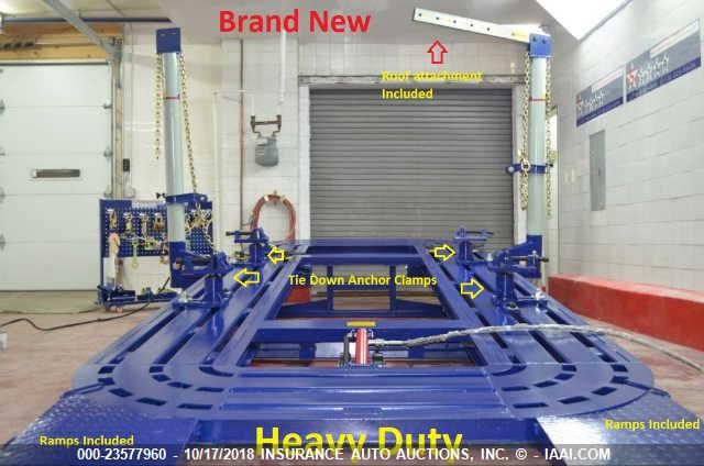 000000 - 2018 30TON HEAVY DUTY AUTOBODY FRAME MACHINE  BLACK photo 1