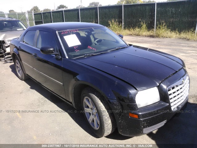 2C3LA43R67H846221 - 2007 CHRYSLER 300 BLACK photo 1