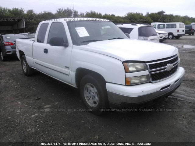 1GCEC19T17Z114191 - 2007 CHEVROLET SILVERADO C1500 CLASSIC WHITE photo 1