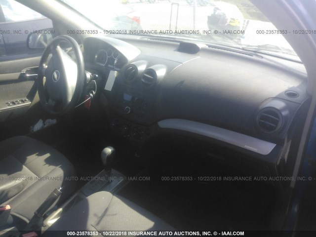 KL1TD56638B005954 - 2008 CHEVROLET AVEO LS BLUE photo 5