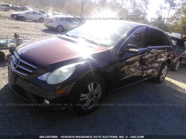 4JGCB65E69A089607 - 2009 MERCEDES-BENZ R 350 4MATIC MAROON photo 2